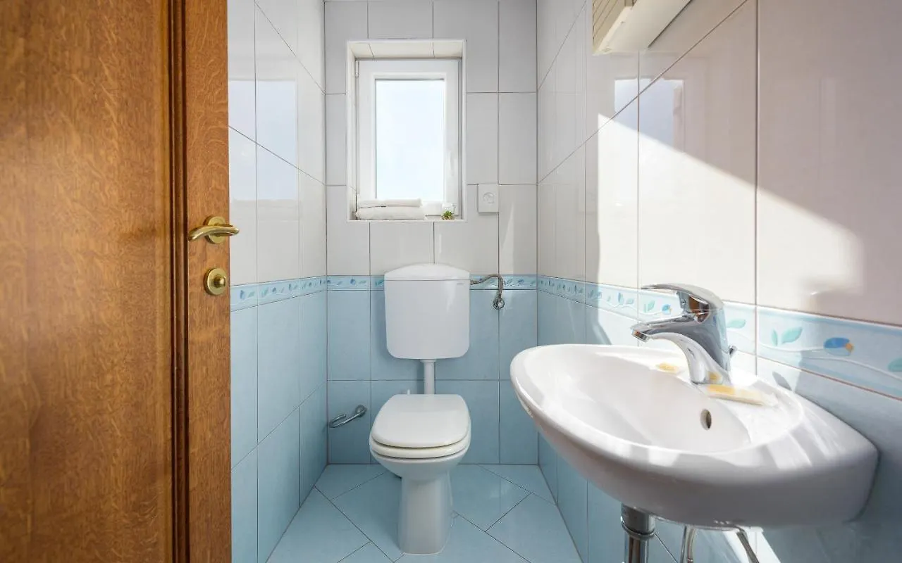 Apartment Basanija 3402F